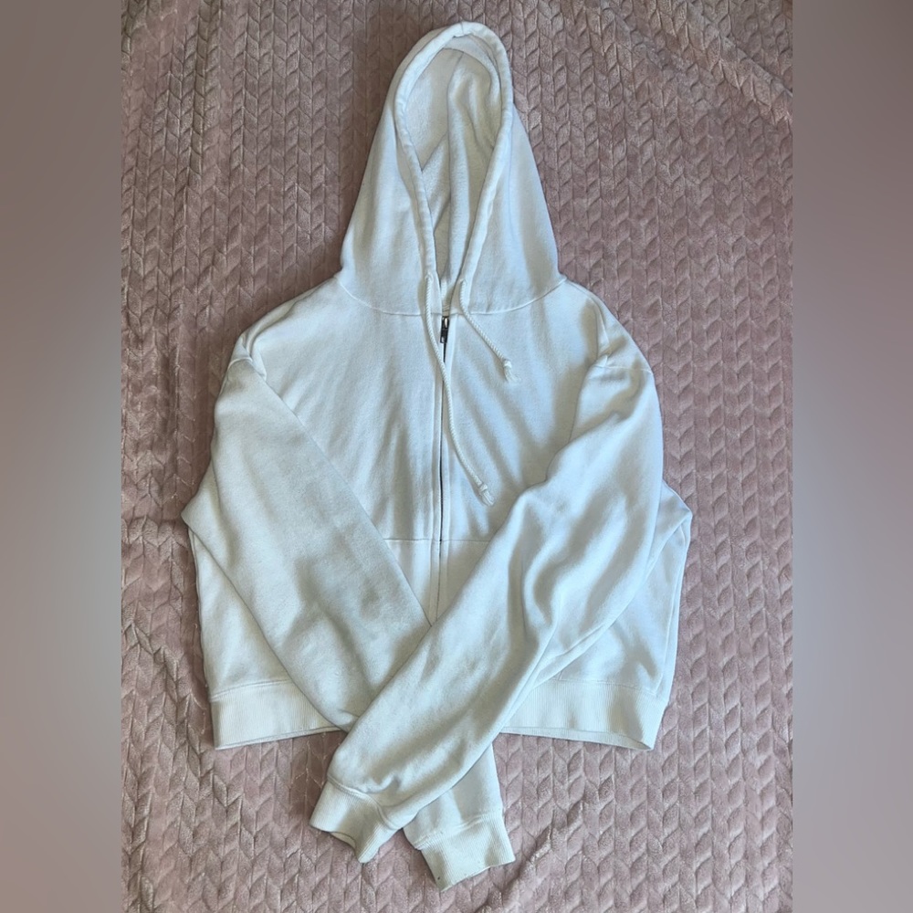cropped zip up